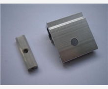 豐業(yè)金屬制品廠 專業(yè)批發(fā)各類掛件與金屬制品